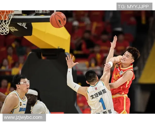 2014年CBA精彩对决北京队与佛山队巅峰对抗赛回顾与分析